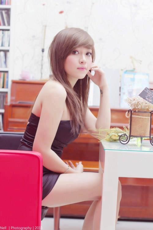 女邻居1